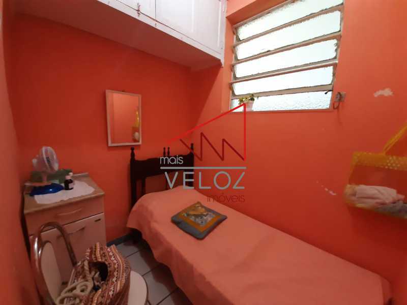 Apartamento à venda com 2 quartos, 70m² - Foto 17