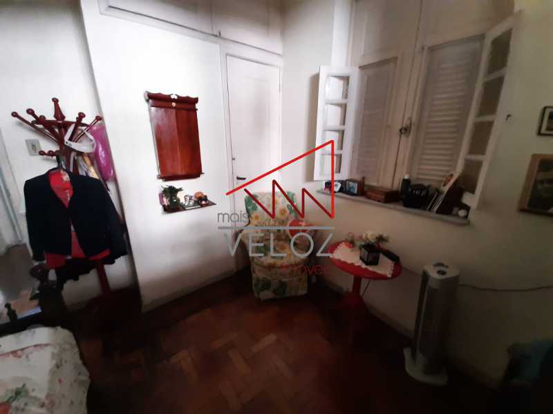 Apartamento à venda com 2 quartos, 70m² - Foto 26