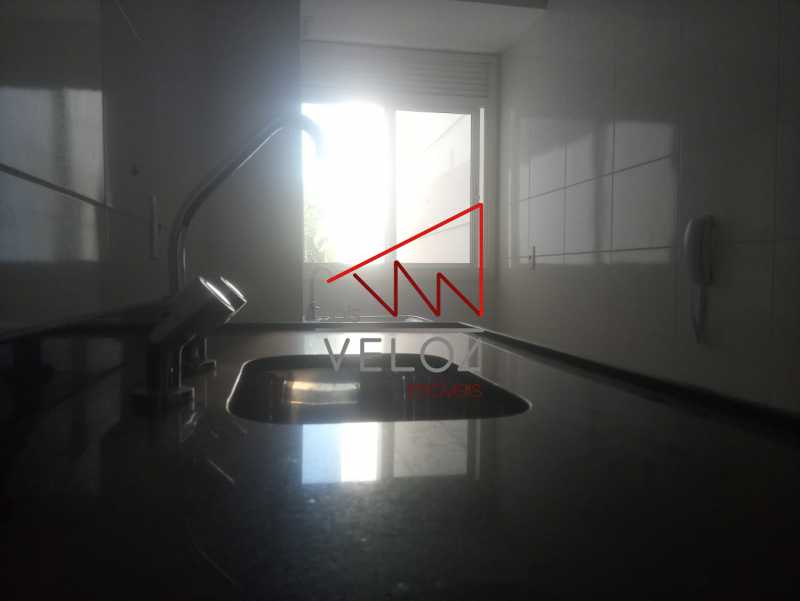 Apartamento à venda com 3 quartos, 75m² - Foto 17