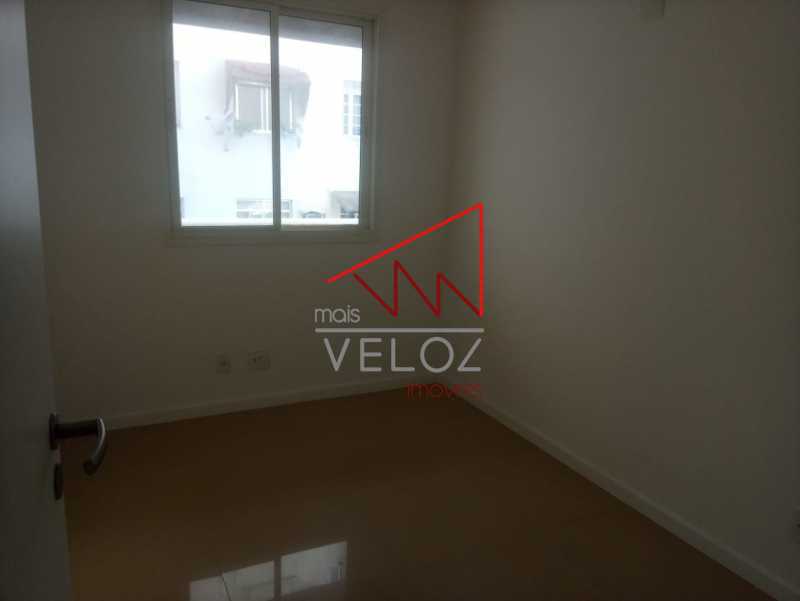 Apartamento à venda com 3 quartos, 75m² - Foto 11