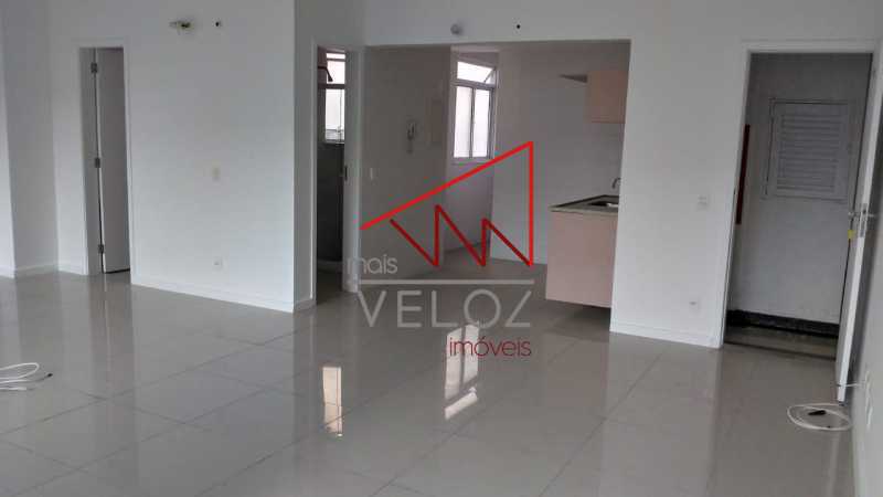 Apartamento à venda, 65m² - Foto 1