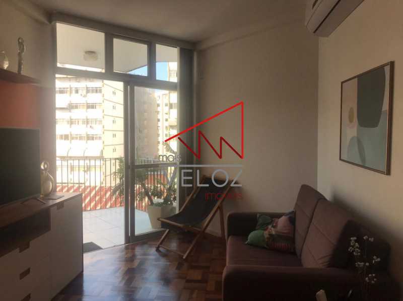 Apartamento à venda com 1 quarto, 60m² - Foto 3