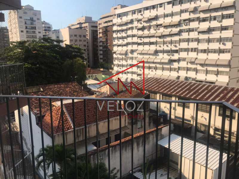 Apartamento à venda com 1 quarto, 60m² - Foto 12