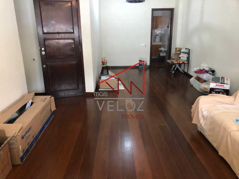 Apartamento à venda com 4 quartos, 162m² - Foto 3