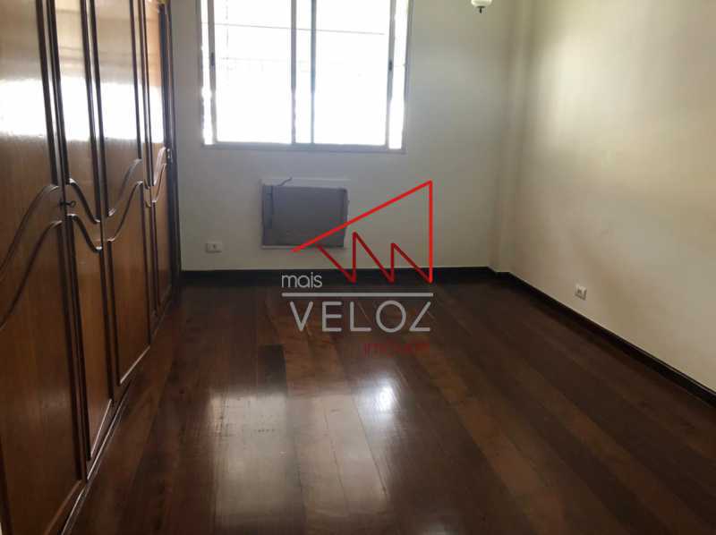 Apartamento à venda com 4 quartos, 162m² - Foto 12