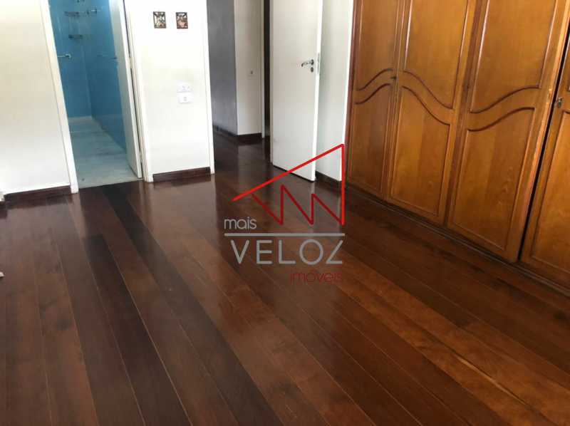 Apartamento à venda com 4 quartos, 162m² - Foto 13