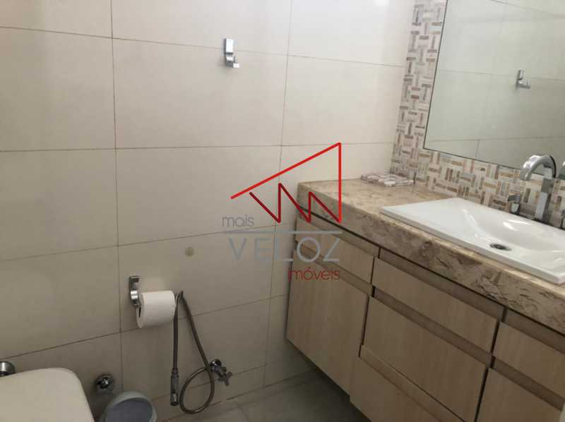 Apartamento à venda com 4 quartos, 162m² - Foto 17