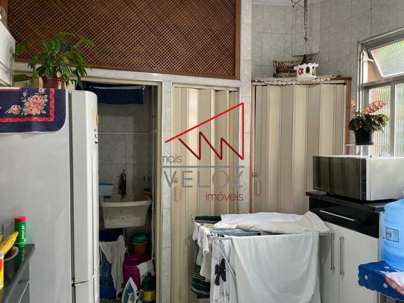 Apartamento à venda com 2 quartos, 60m² - Foto 19