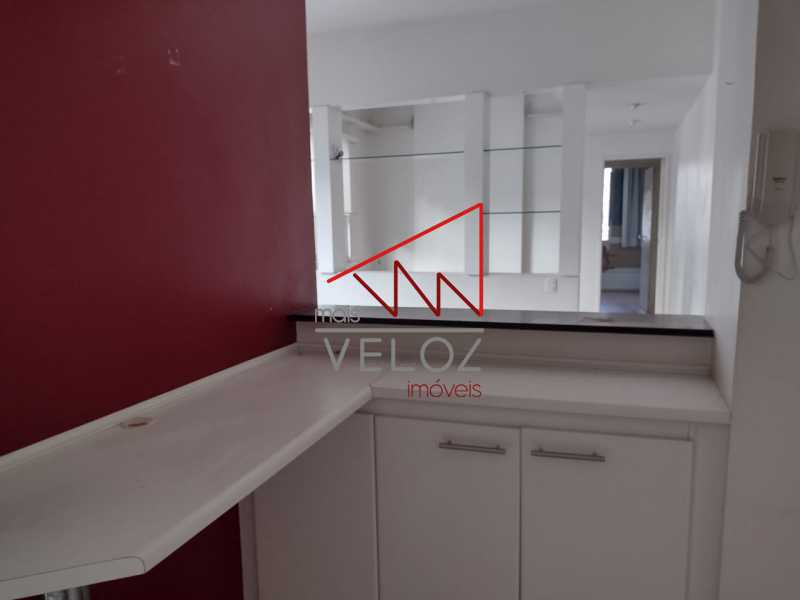 Apartamento à venda com 2 quartos, 68m² - Foto 17