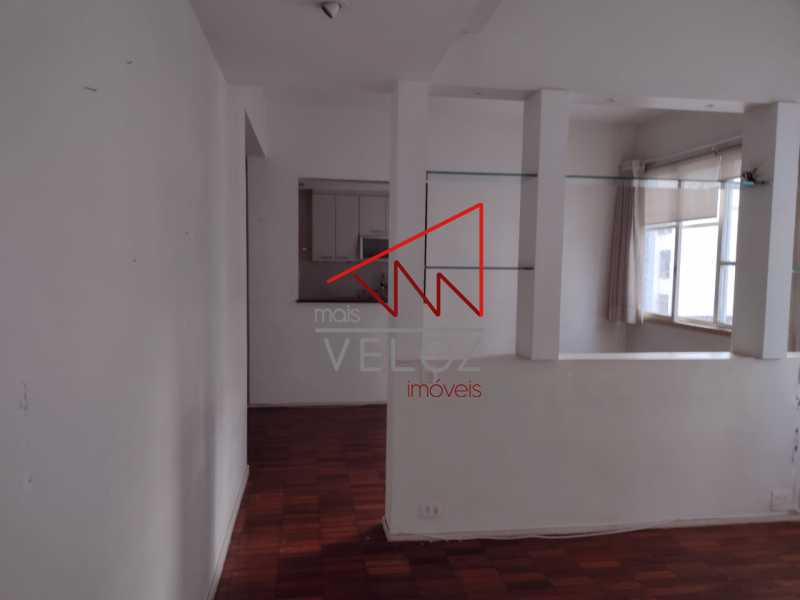 Apartamento à venda com 2 quartos, 68m² - Foto 10