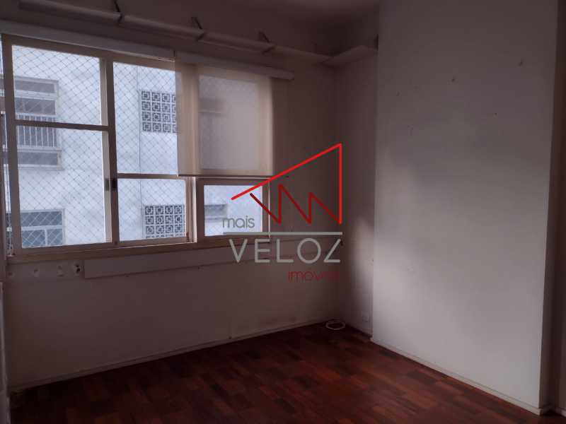 Apartamento à venda com 2 quartos, 68m² - Foto 11