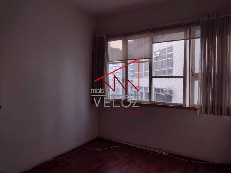 Apartamento à venda com 2 quartos, 68m² - Foto 8