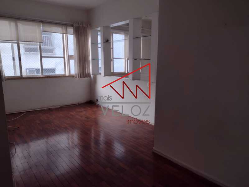 Apartamento à venda com 2 quartos, 68m² - Foto 1