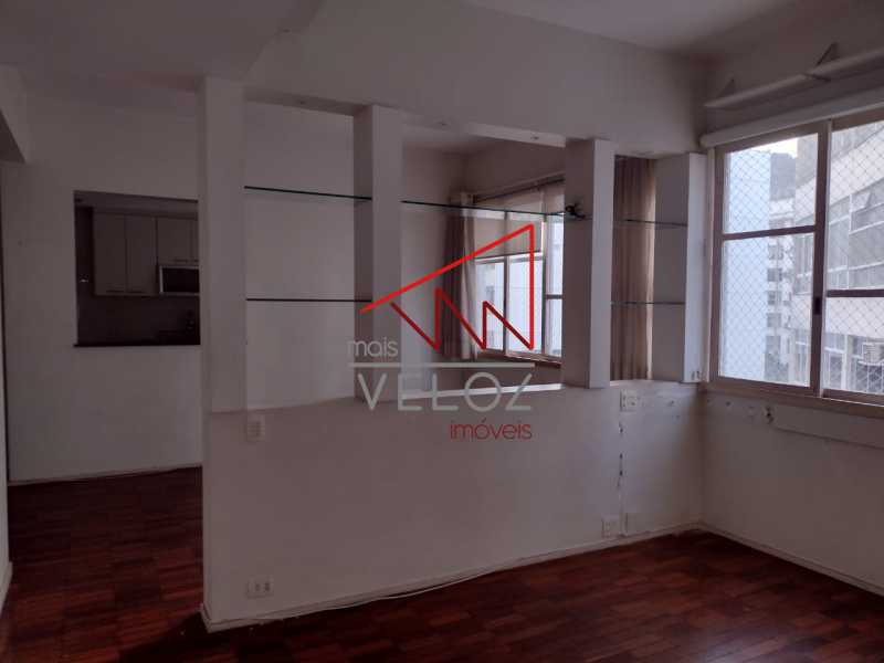 Apartamento à venda com 2 quartos, 68m² - Foto 5