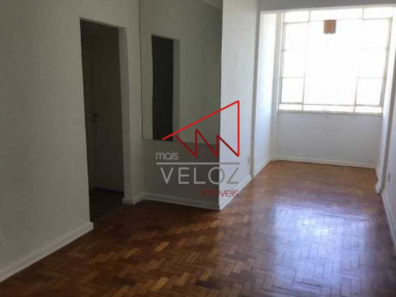 Apartamento à venda com 2 quartos, 67m² - Foto 11