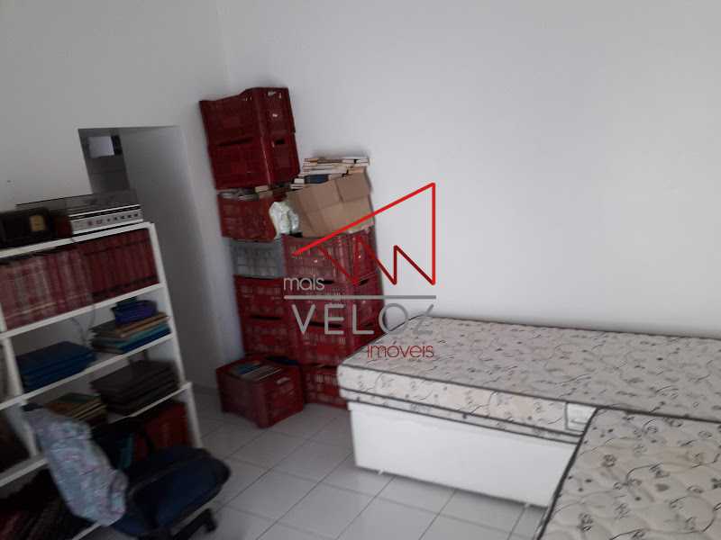 Apartamento à venda com 4 quartos, 230m² - Foto 13