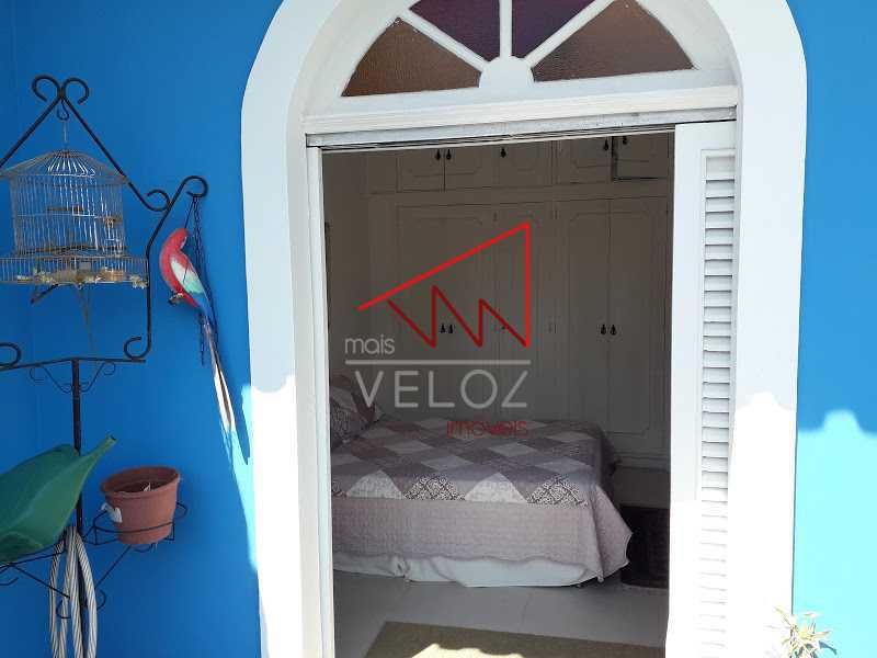 Apartamento à venda com 4 quartos, 230m² - Foto 10