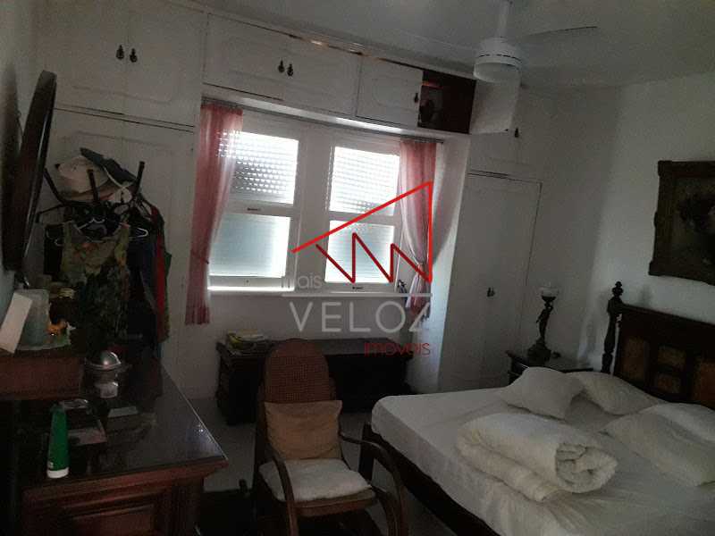 Apartamento à venda com 4 quartos, 230m² - Foto 9