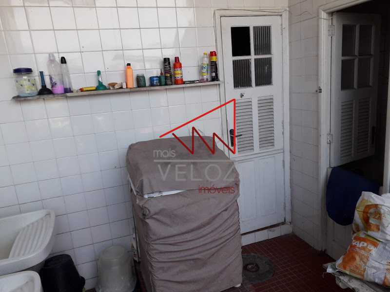 Apartamento à venda com 4 quartos, 230m² - Foto 23