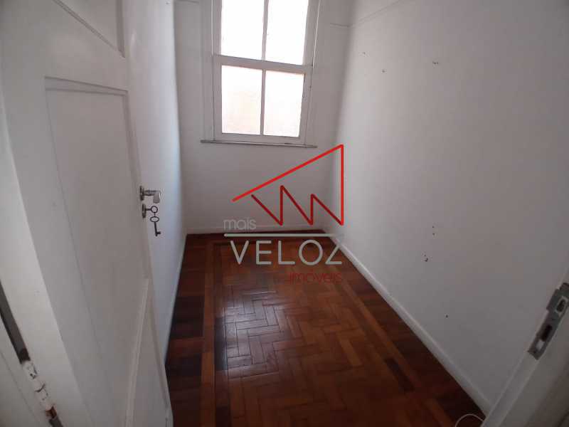 Apartamento à venda com 3 quartos, 100m² - Foto 9