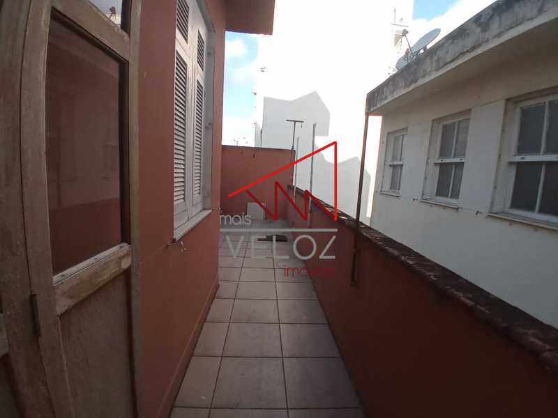 Apartamento à venda com 3 quartos, 100m² - Foto 17