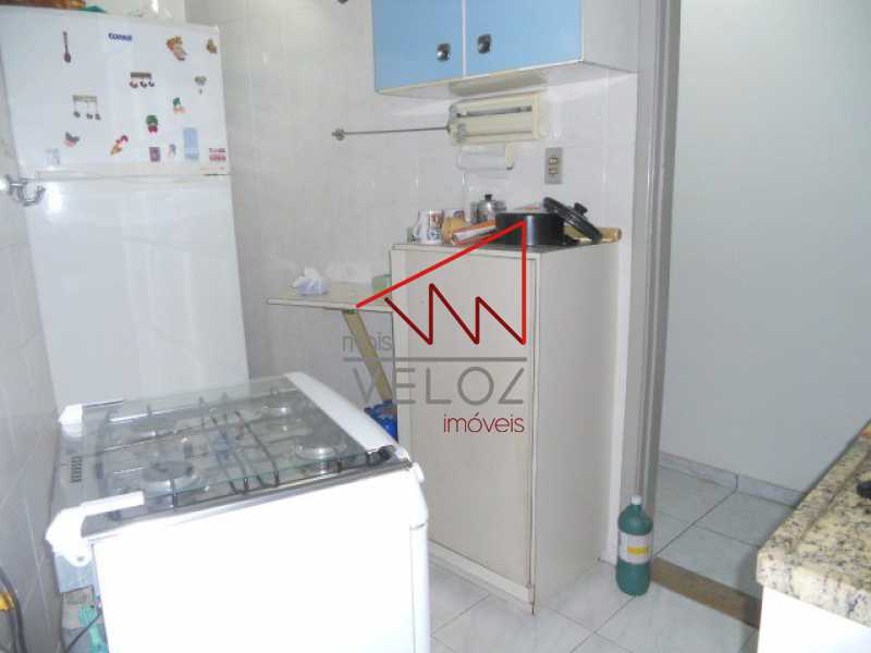 Apartamento à venda com 1 quarto, 41m² - Foto 9