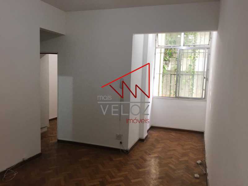 Apartamento à venda com 1 quarto, 55m² - Foto 1