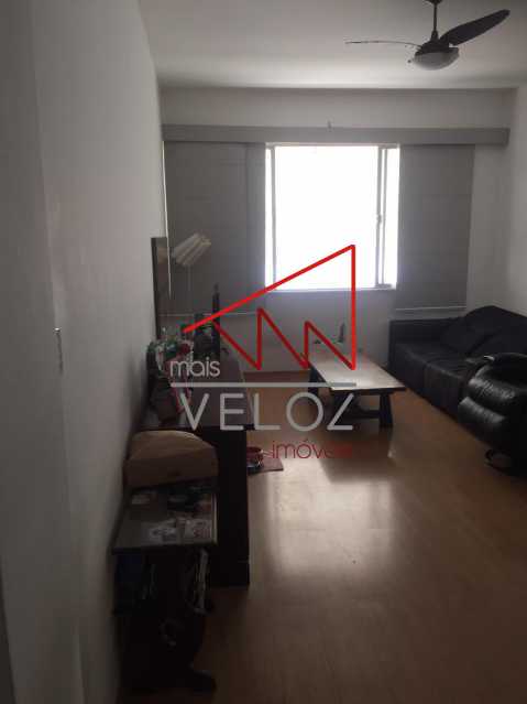 Apartamento à venda com 3 quartos, 90m² - Foto 4