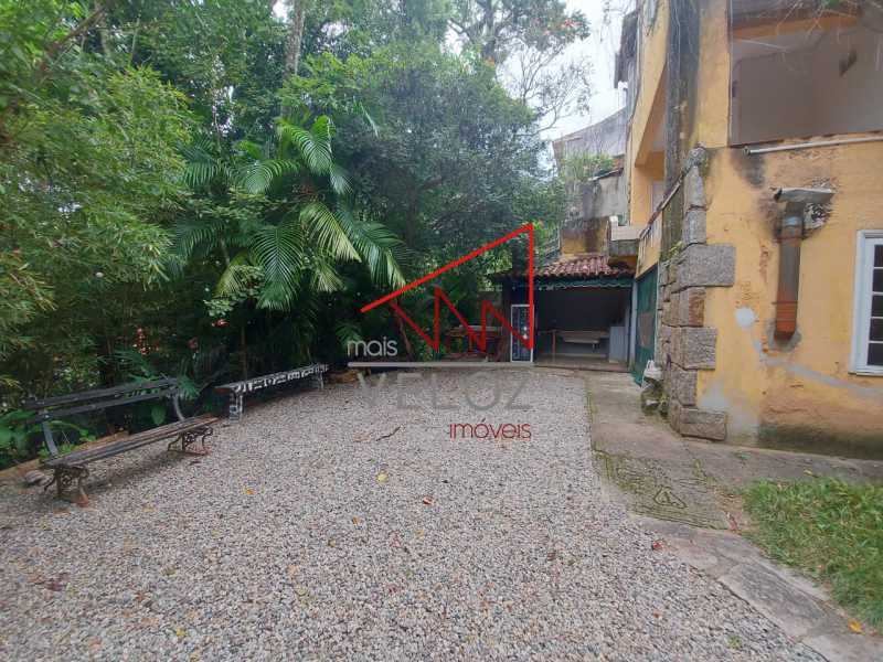 Casa à venda com 4 quartos, 384m² - Foto 19