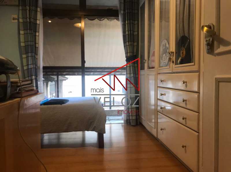 Apartamento à venda com 4 quartos, 215m² - Foto 12