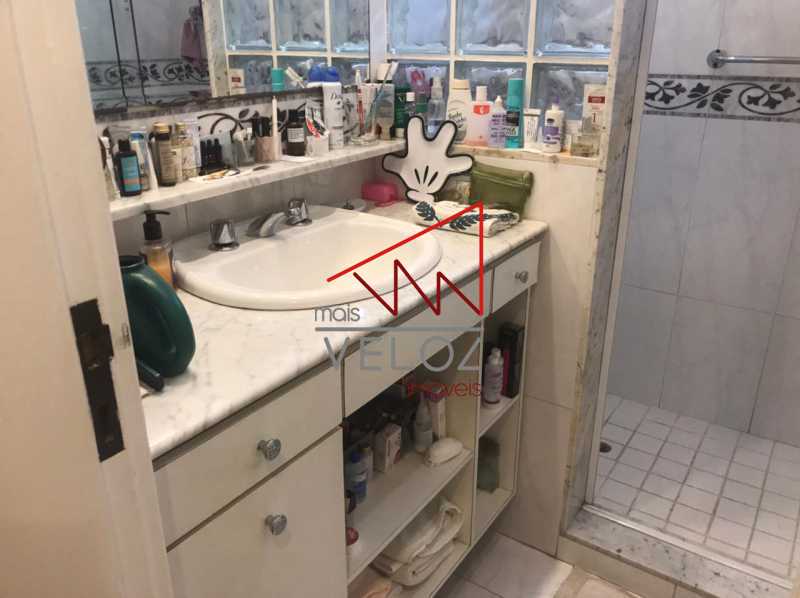 Apartamento à venda com 4 quartos, 215m² - Foto 15