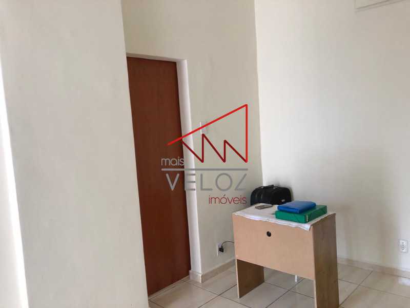 Apartamento à venda com 1 quarto, 34m² - Foto 12