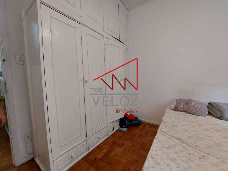 Apartamento à venda com 3 quartos, 110m² - Foto 3