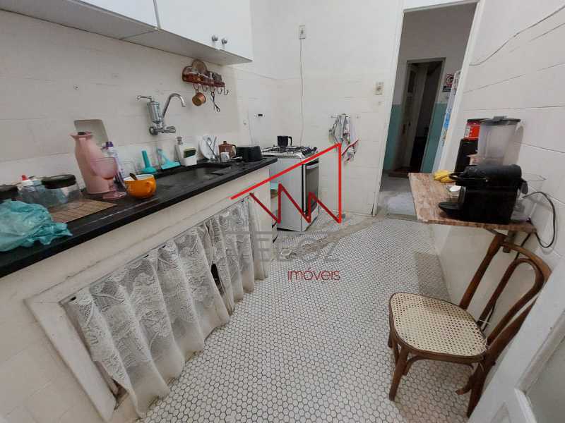 Apartamento à venda com 3 quartos, 110m² - Foto 17