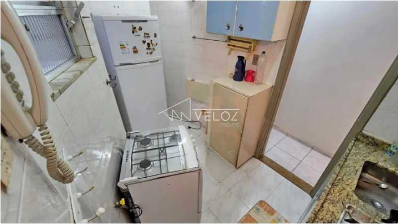 Apartamento à venda com 1 quarto, 41m² - Foto 14