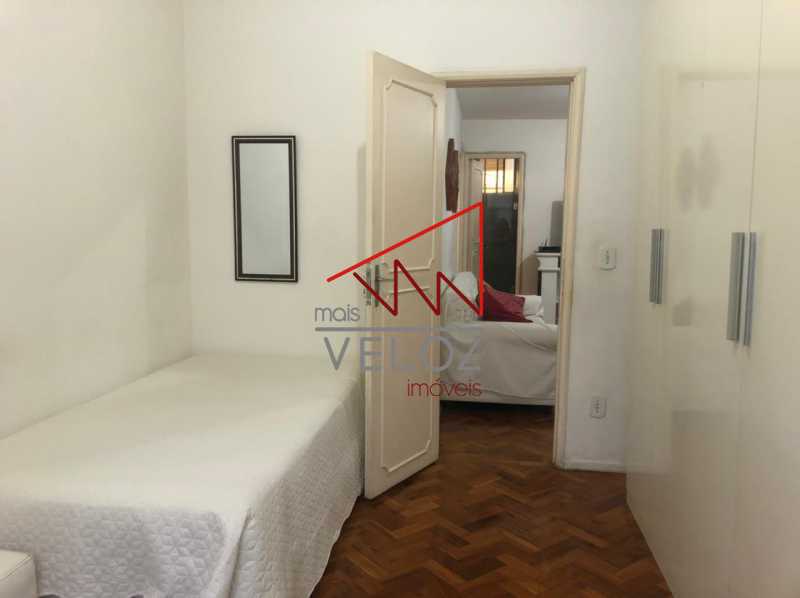 Apartamento à venda com 3 quartos, 95m² - Foto 11