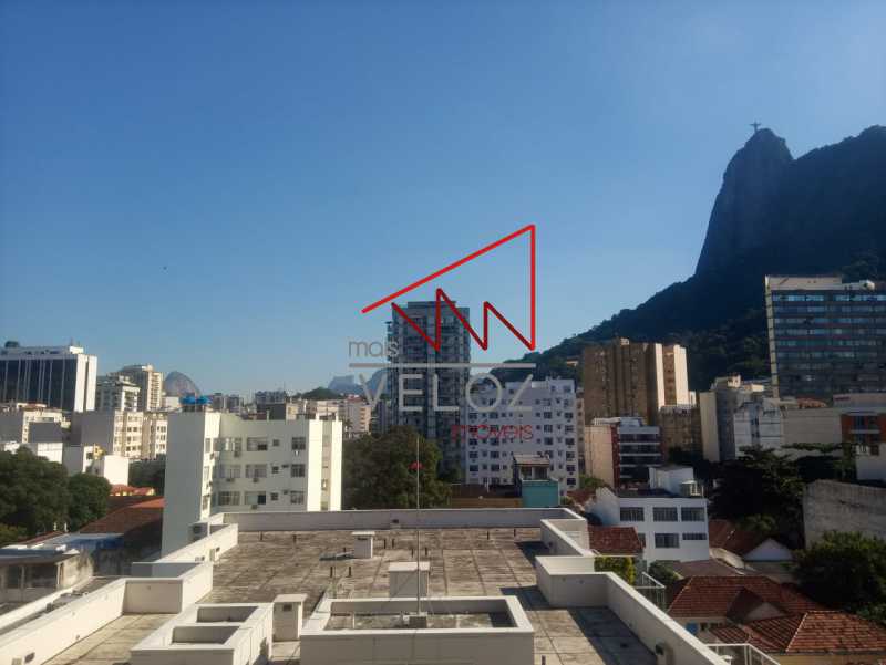 Apartamento à venda com 2 quartos, 71m² - Foto 2