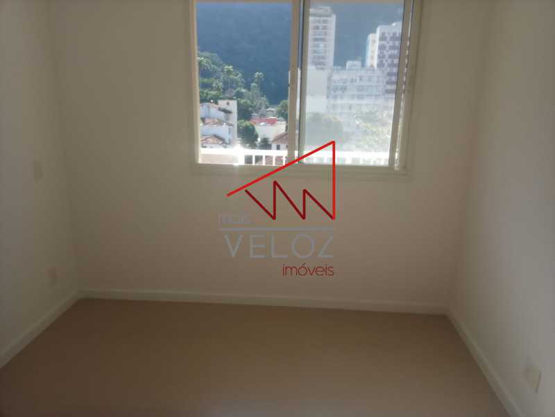 Apartamento à venda com 2 quartos, 71m² - Foto 11