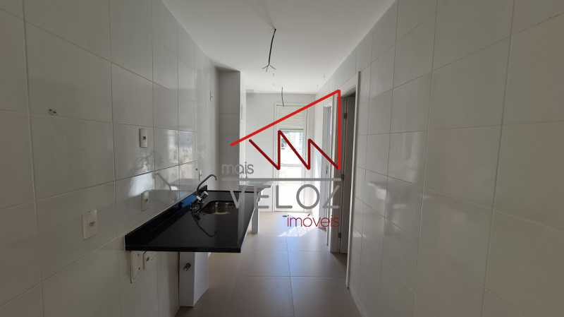 Apartamento à venda com 3 quartos, 155m² - Foto 17