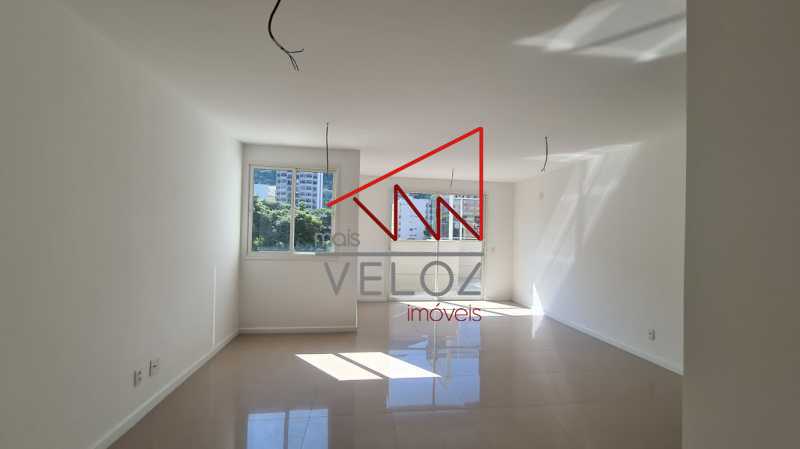 Apartamento à venda com 3 quartos, 155m² - Foto 7