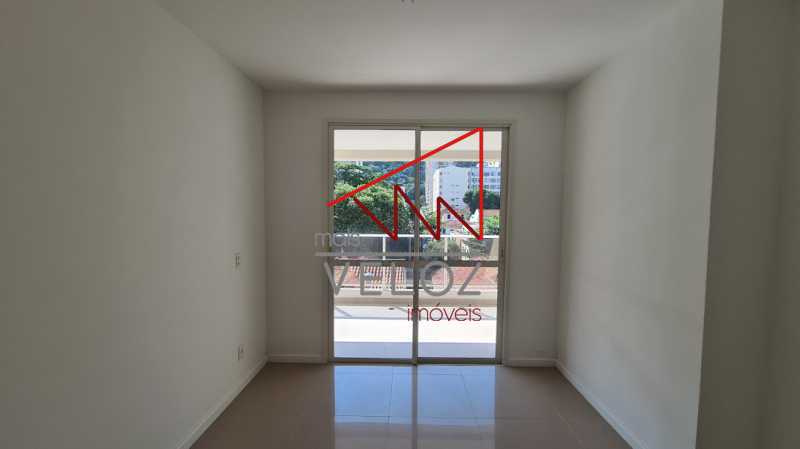 Apartamento à venda com 3 quartos, 155m² - Foto 4