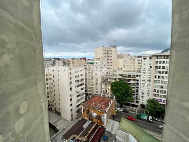 Apartamento à venda com 2 quartos, 72m² - Foto 20