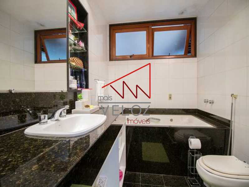 Apartamento, 3 quartos, 210 m² - Foto 2