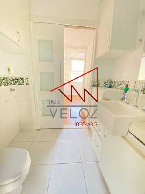 Apartamento à venda com 1 quarto, 45m² - Foto 12