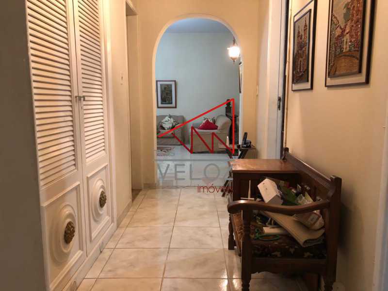 Apartamento à venda com 4 quartos, 202m² - Foto 13