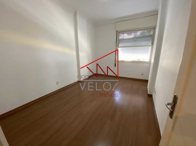 Apartamento à venda com 2 quartos, 105m² - Foto 10