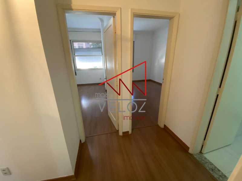 Apartamento à venda com 2 quartos, 105m² - Foto 17