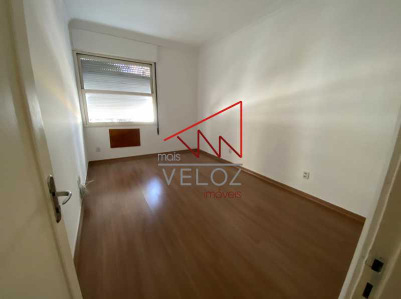 Apartamento à venda com 2 quartos, 105m² - Foto 20