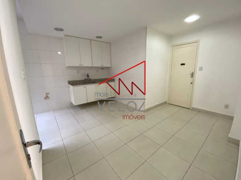 Apartamento à venda com 2 quartos, 105m² - Foto 25