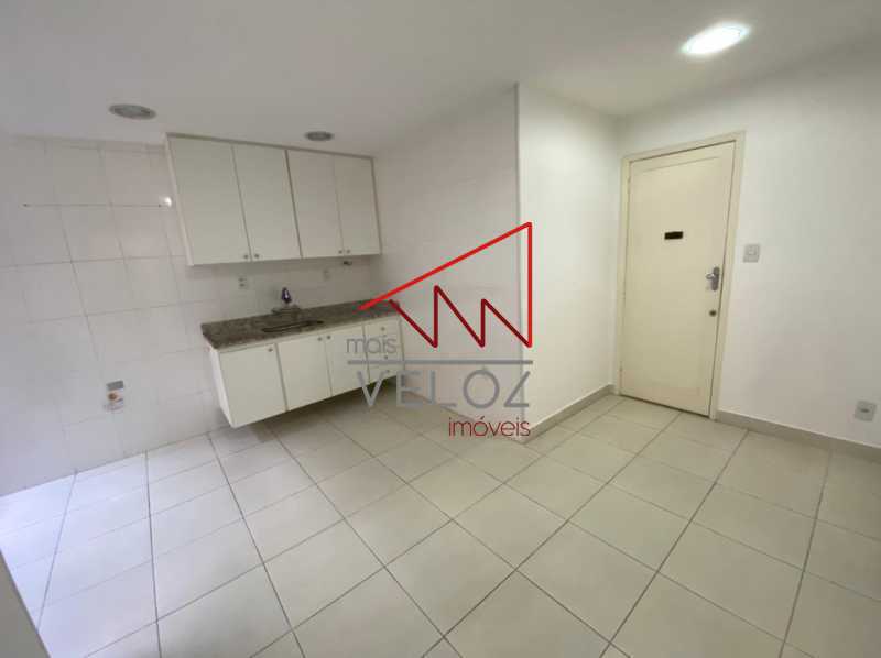 Apartamento à venda com 2 quartos, 105m² - Foto 24